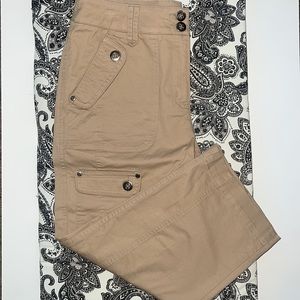 Westbound Women’s Khaki Capri, Cargo, Size 4